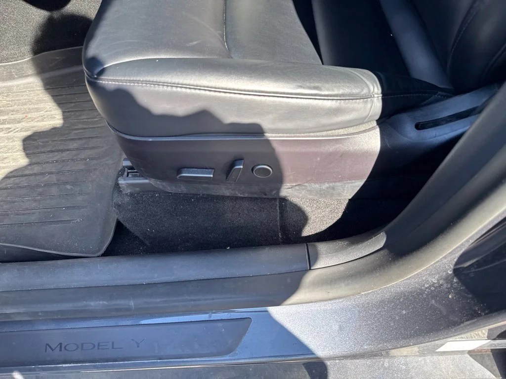 Used 2022 Blue Tesla Long Range image 5