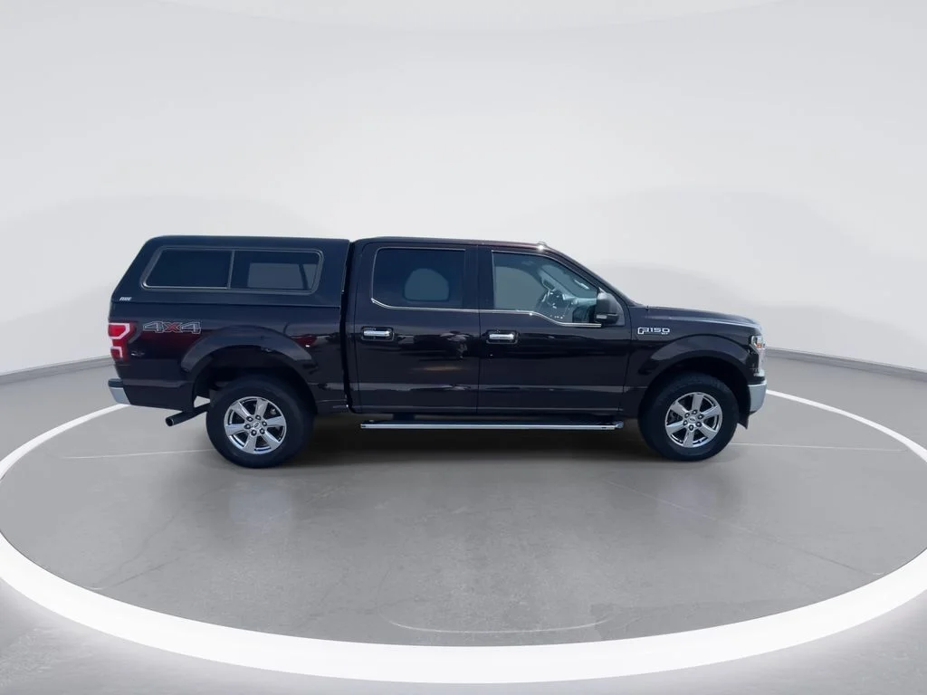 Used 2019 Red Ford XLT image 9