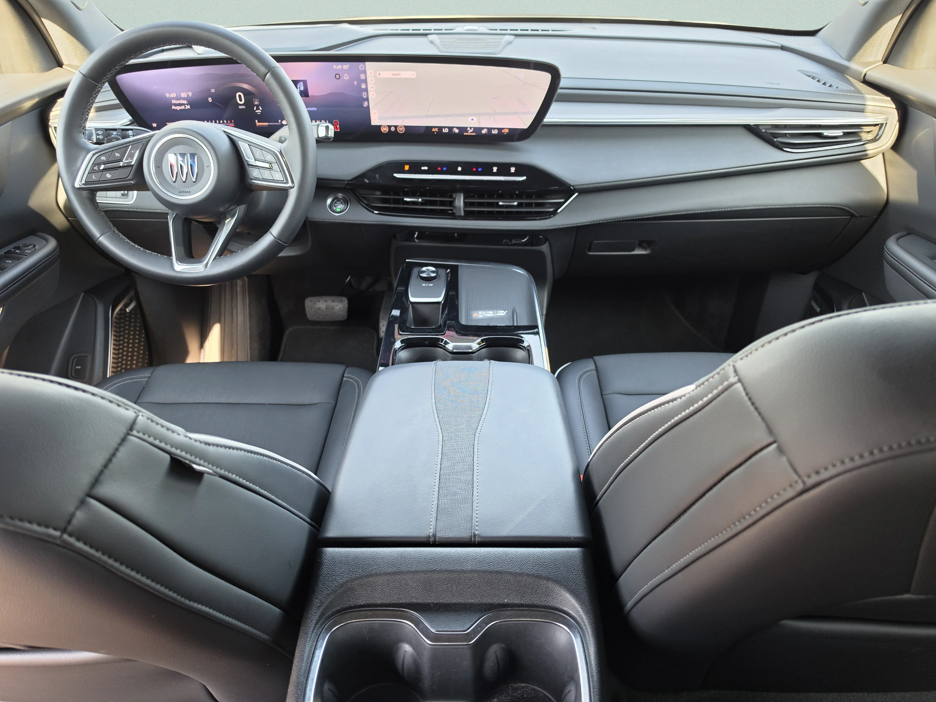 Used 2025 Summit White Buick Preferred image 18