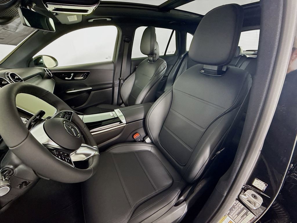 New 2026 Black Mercedes-Benz GLC 300 image 36