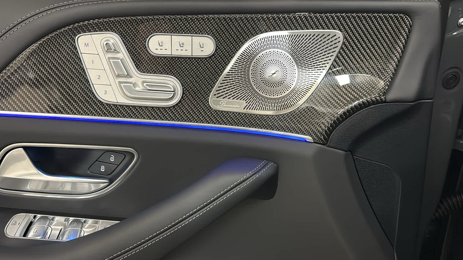 New 2026 MANUFAKTUR Silicon Grey Mercedes-Benz AMG® GLE 63 S image 17