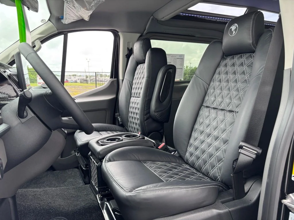 New 2026 Black Ford Explorer Limited SE image 17