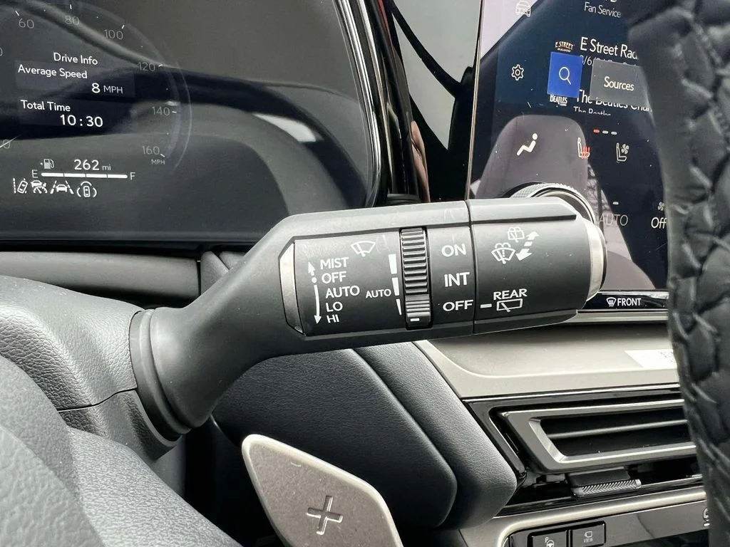 2025 Lexus TX Premium - Photo 24
