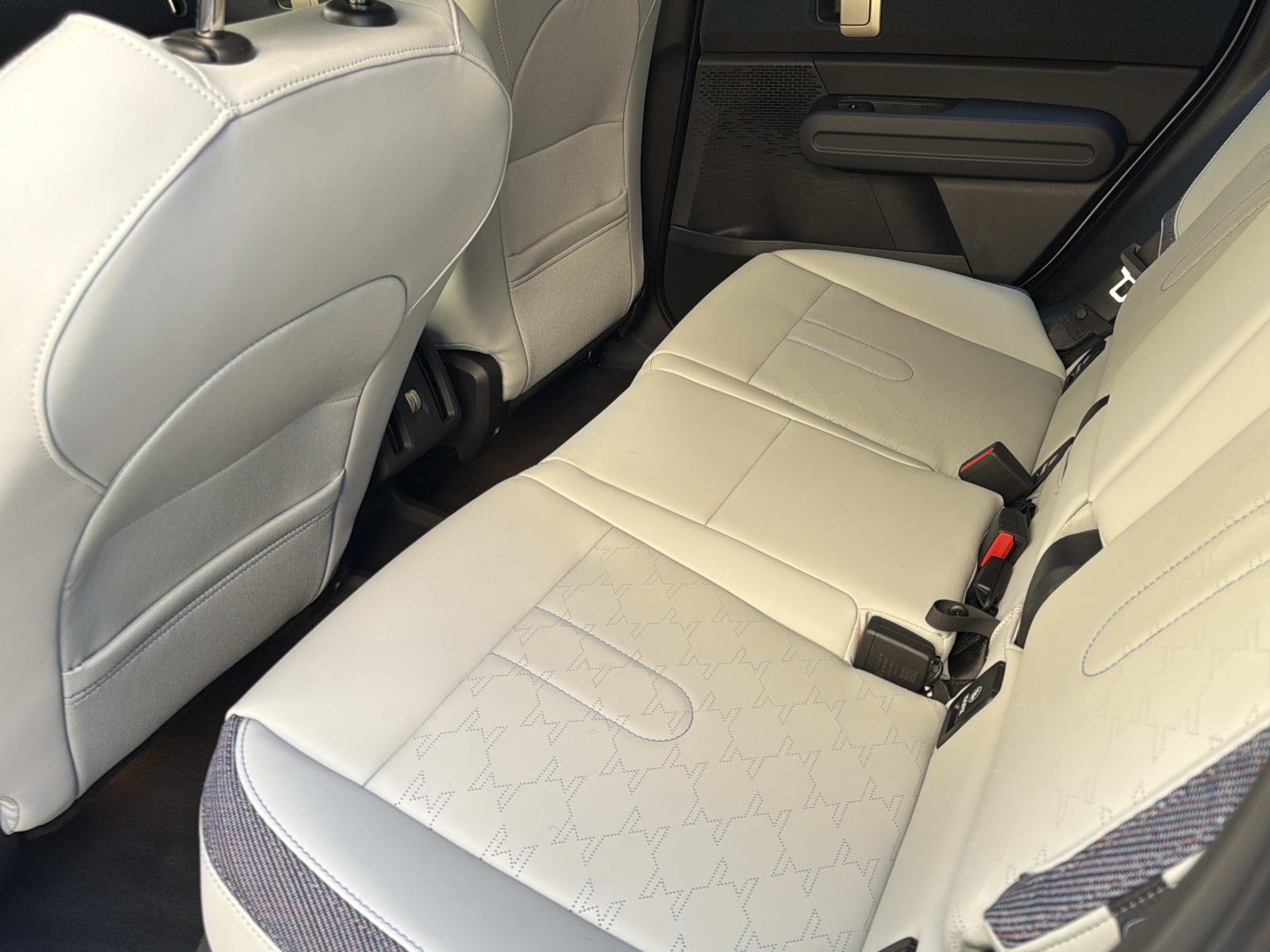 Used 2025 Nanuq White Metallic MINI SE ALL4 image 10