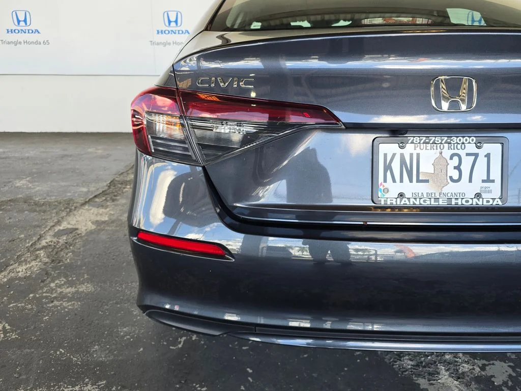 Used 2025  Honda LX image 27