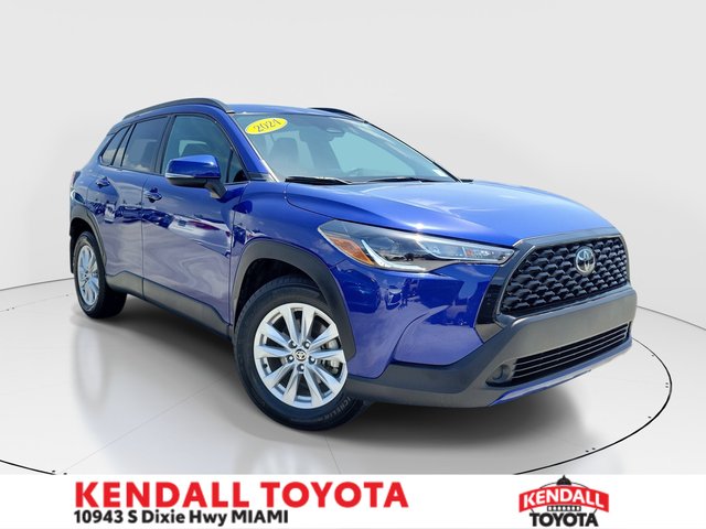 2024 Toyota Corolla Cross LE