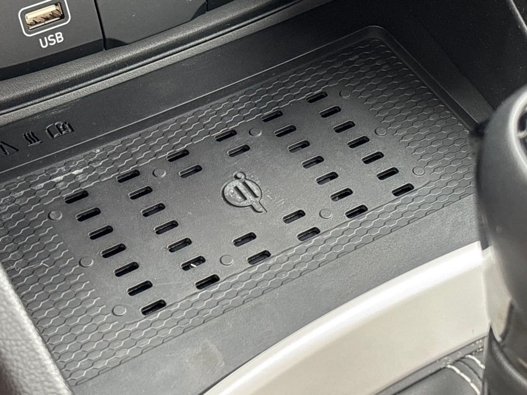 Used 2023 Blue Hyundai Limited image 18