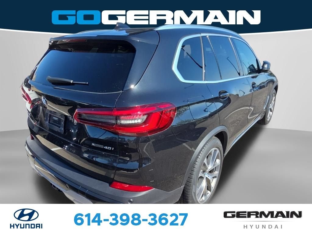 Used 2019 Black BMW xDrive40i image 9