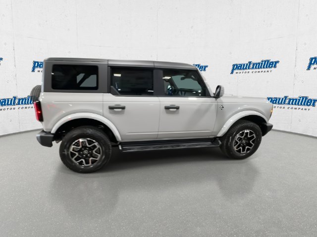 New 2026 White Ford Outer Banks image 12