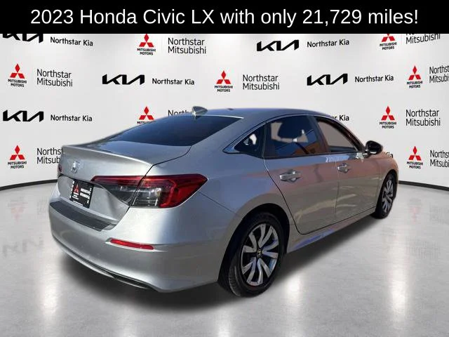 Used 2023 Silver Honda LX image 7