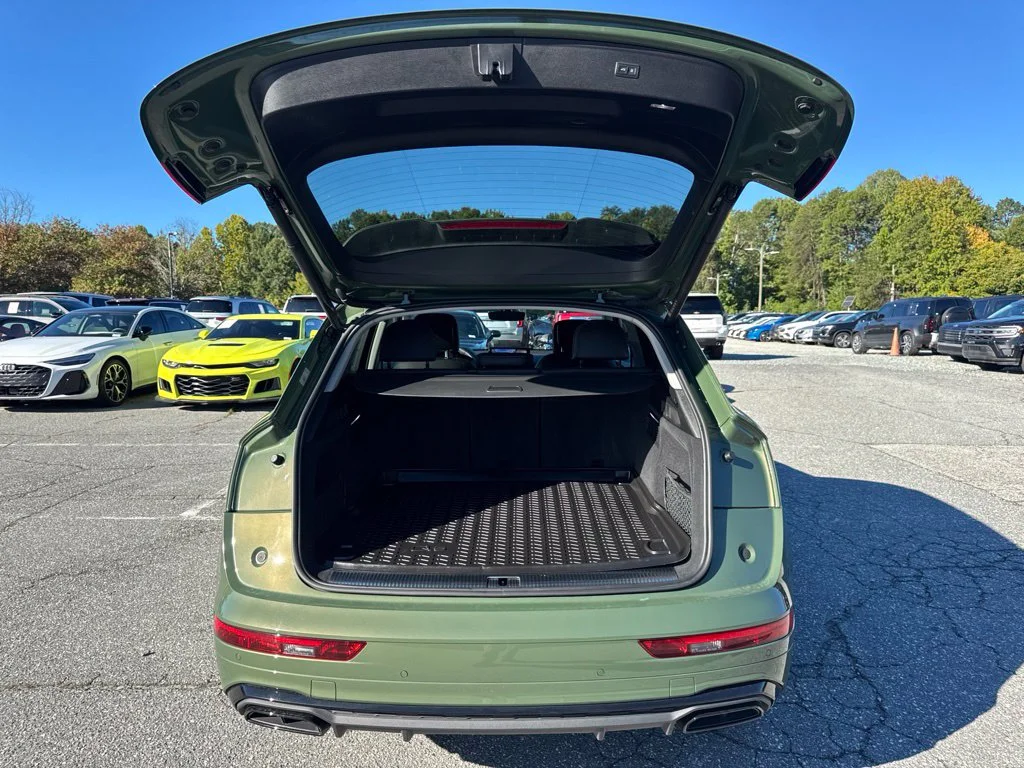 Used 2022 Green Audi 55 Premium Plus image 29
