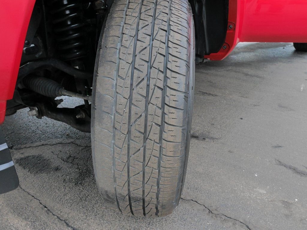 2023 Toyota Tacoma SR5 - Photo 29