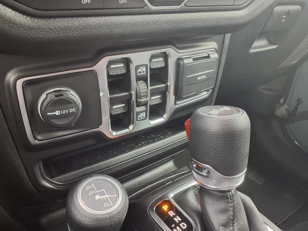 2025 Jeep Wrangler 4-Door Sport S - Photo 10