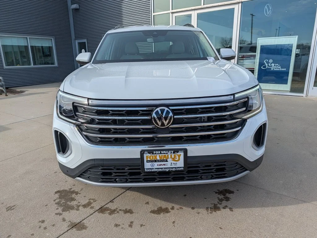 New 2026 White/off-white Volkswagen 2.0T SE w/Technology image 8