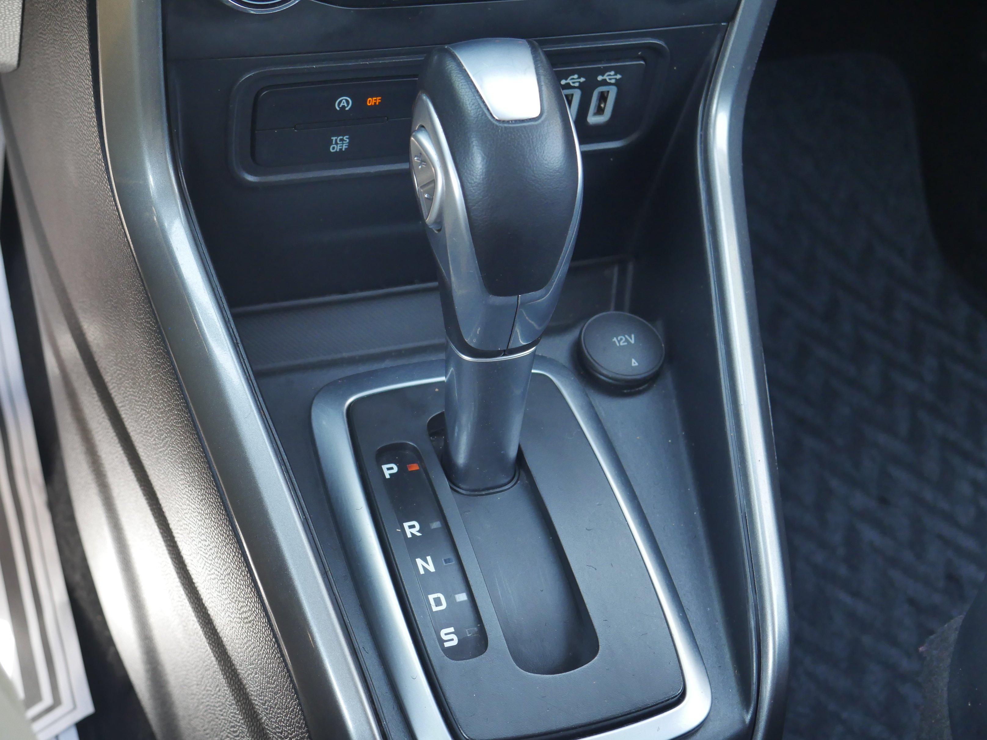 Used 2020 Moondust Silver Metallic Ford SES image 15