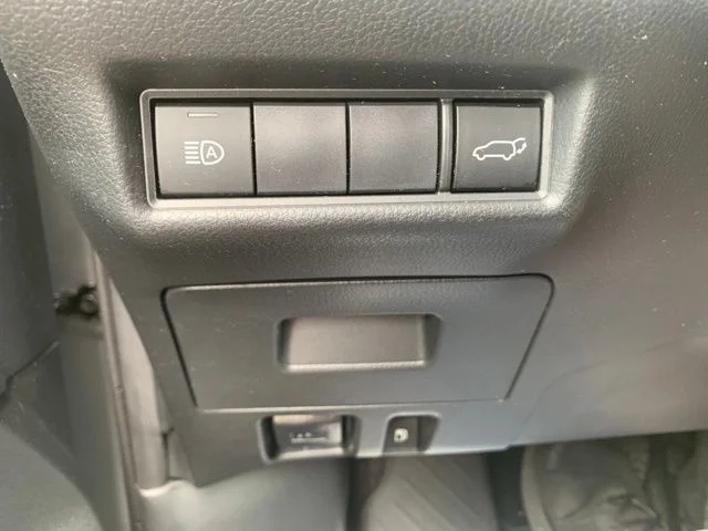 Used 2024 Silver Toyota XLE image 28