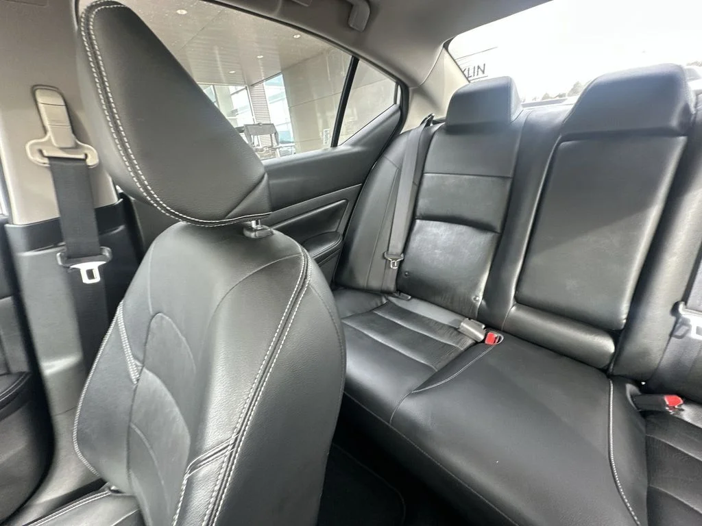 Used 2020 Silver Nissan 2.0 Platinum image 12