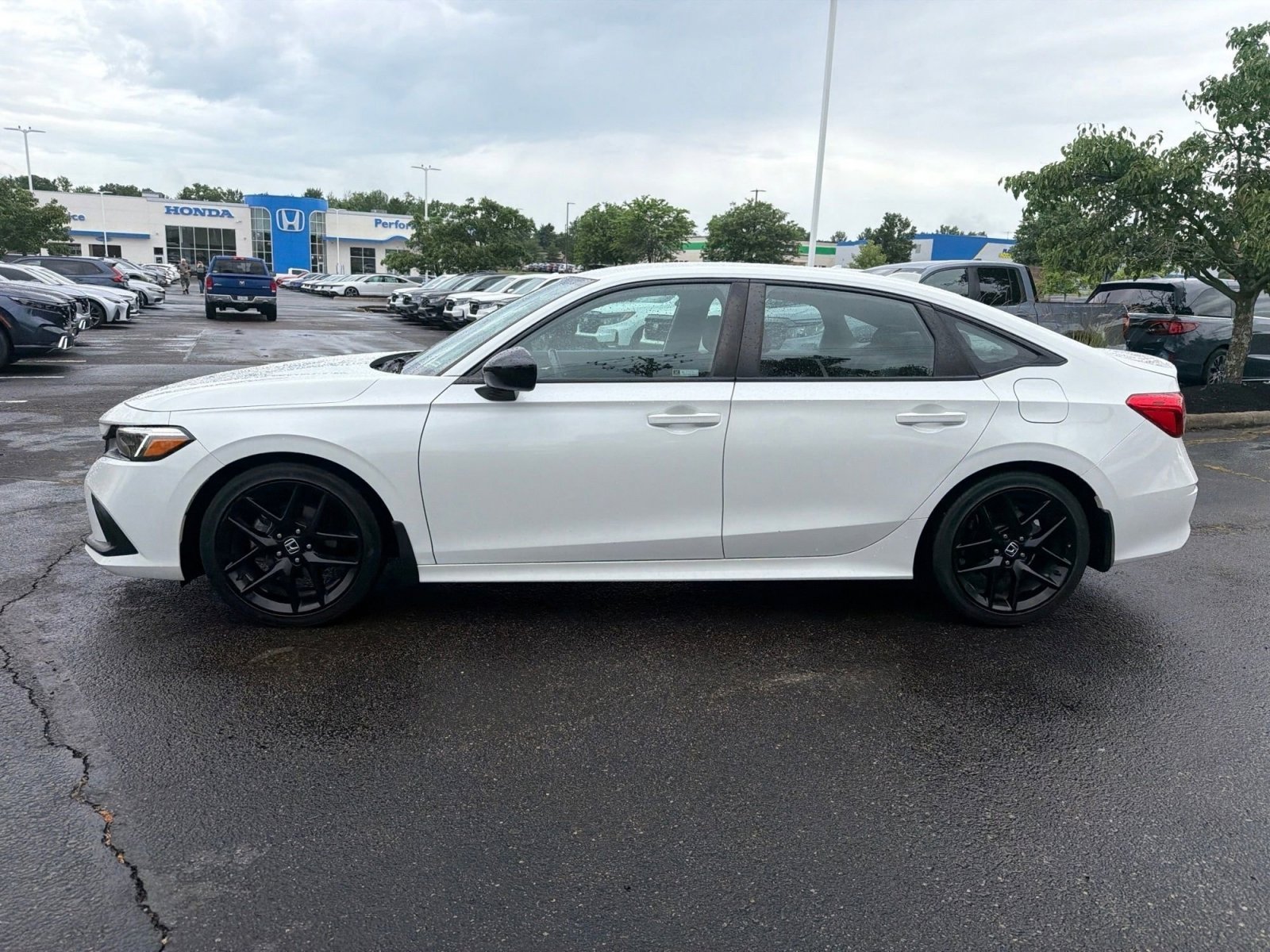 Certified Used 2023 Platinum White Pearl Honda Sport image 8