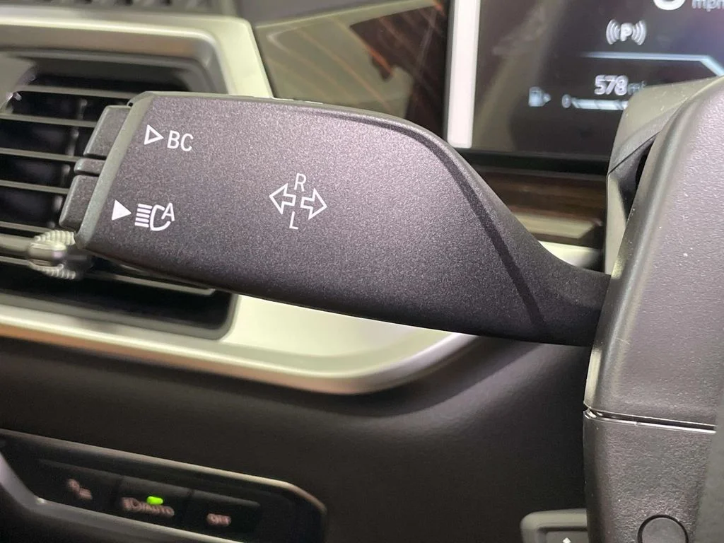 New 2027 Gray BMW xDrive40i image 39