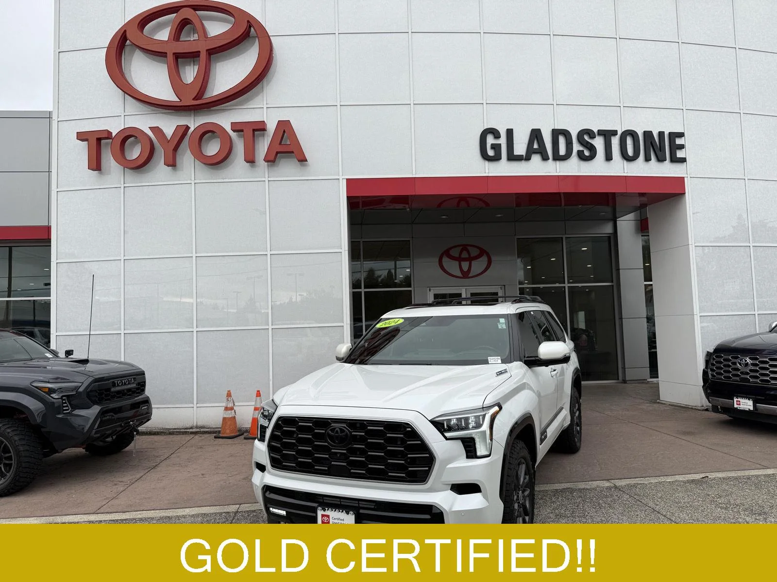 Used 2024 Wind Chill Pearl Toyota Platinum image 1