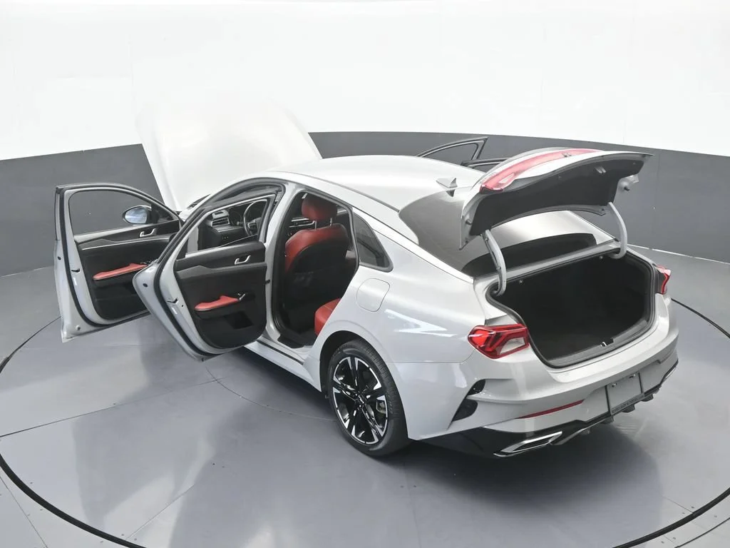 Used 2023 Wolf Gray Kia GT-Line image 64