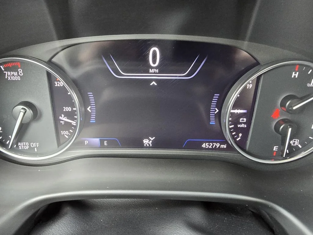 Used 2023 EBONY TWILIGHT METALLIC Buick Avenir image 13