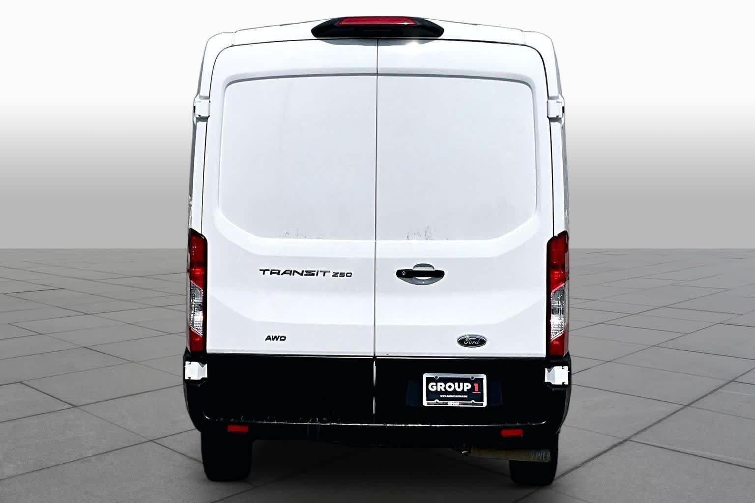 Used 2023 Oxford White Ford  image 5