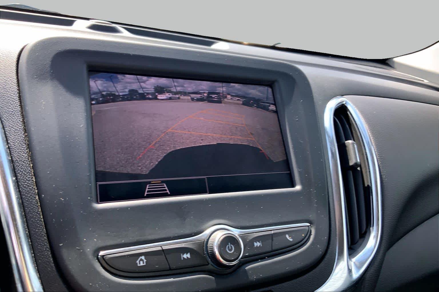 Used 2023 Mosaic Black Metallic Chevrolet LT image 27