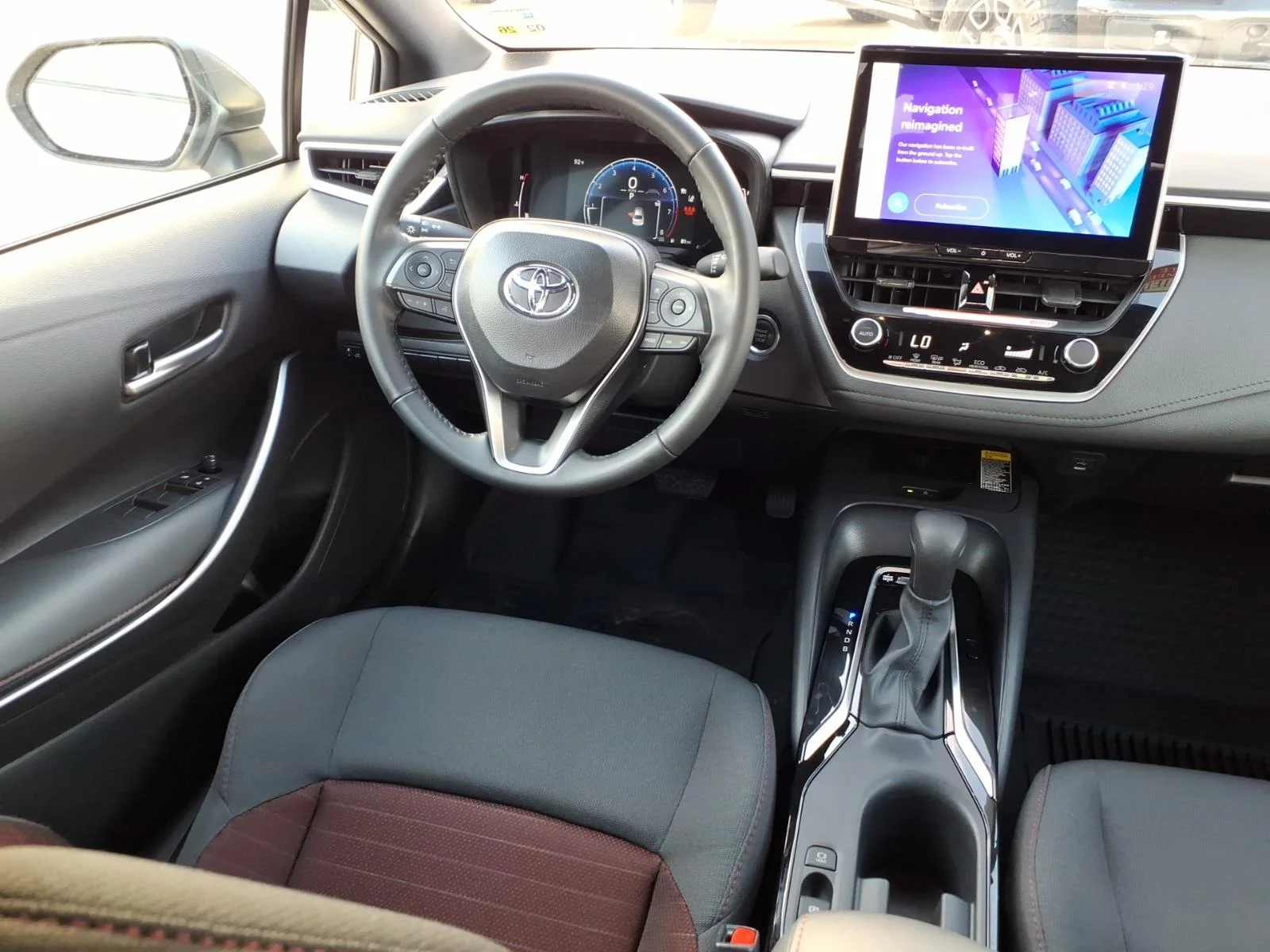 Certified Used 2025 Classic Silver Metallic Toyota SE image 4