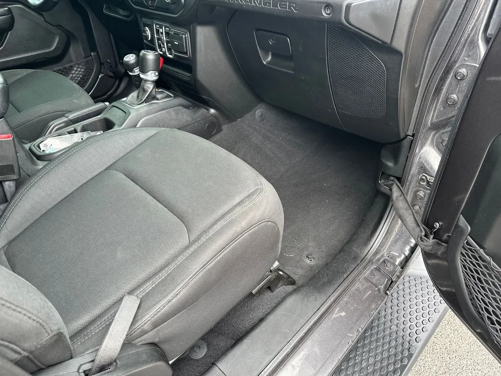 Used 2020 Gray Jeep Unlimited Sport S image 36