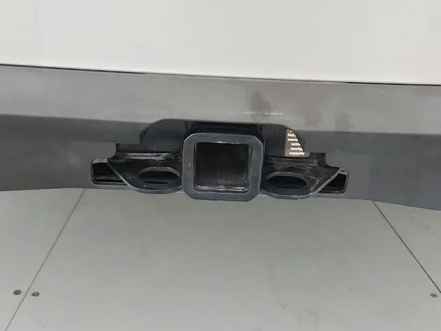 Used 2024 Gray Nissan Platinum image 47