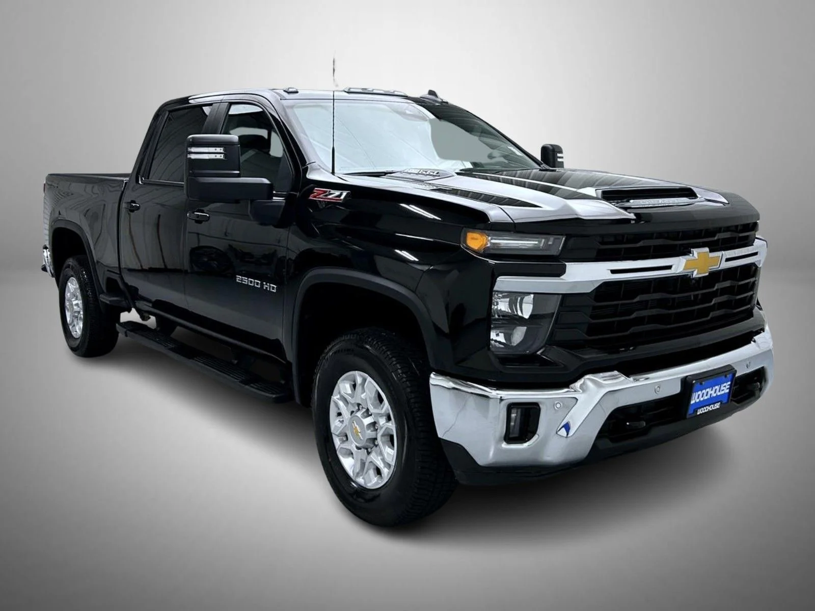Used 2025 Black Chevrolet LT image 3