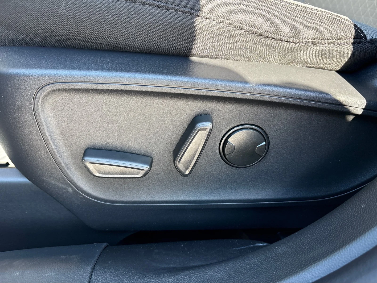 New 2026 Vapor Blue Metallic Ford Active® image 17