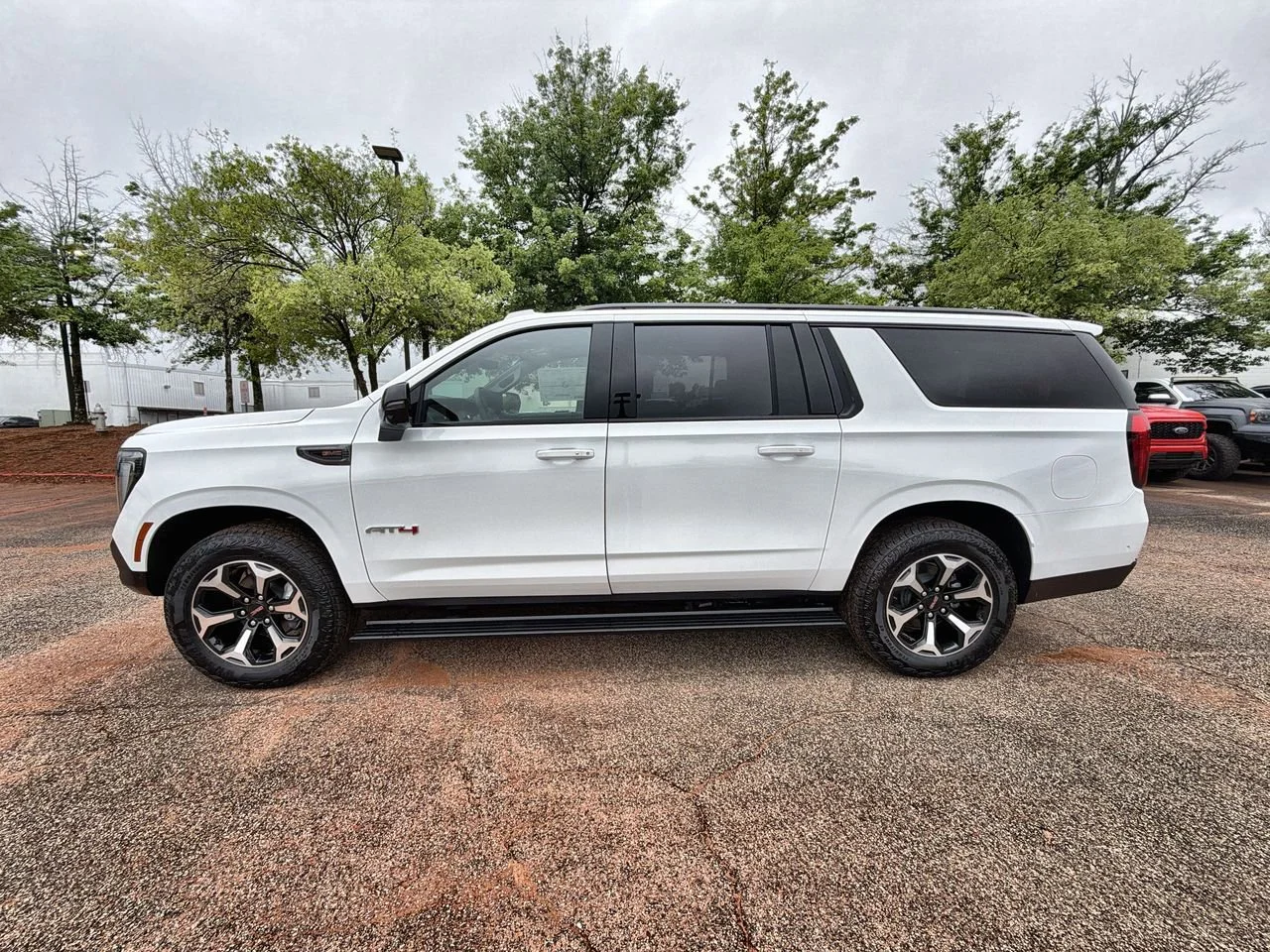 New 2026 Summit White GMC AT4 image 5