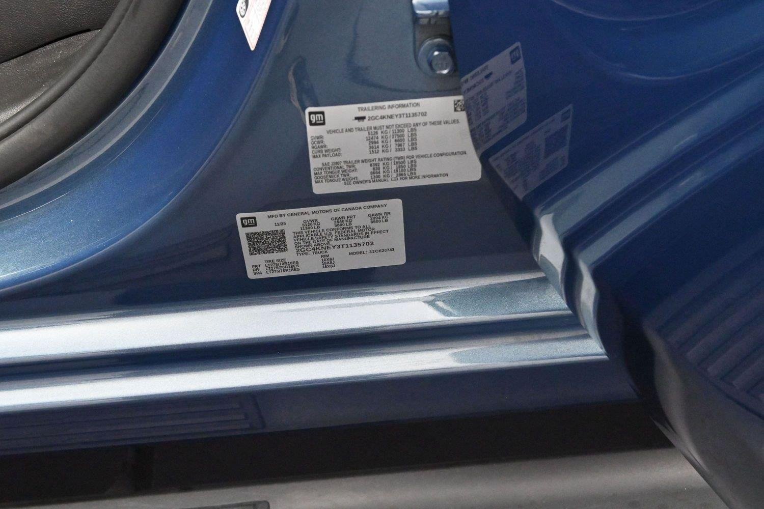 Used 2026 Lakeshore Blue Metallic Chevrolet LT image 37