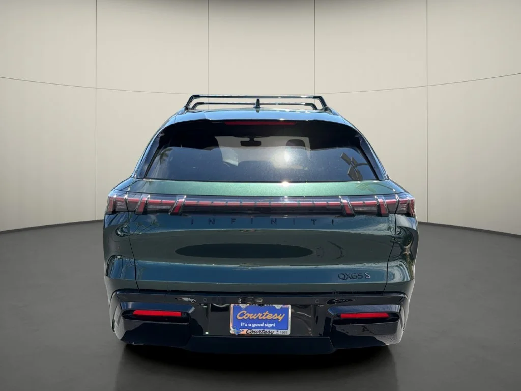 New 2027 DEEP EMERALD INFINITI Sport AWD image 6