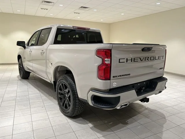 New 2026 White Chevrolet RST image 3