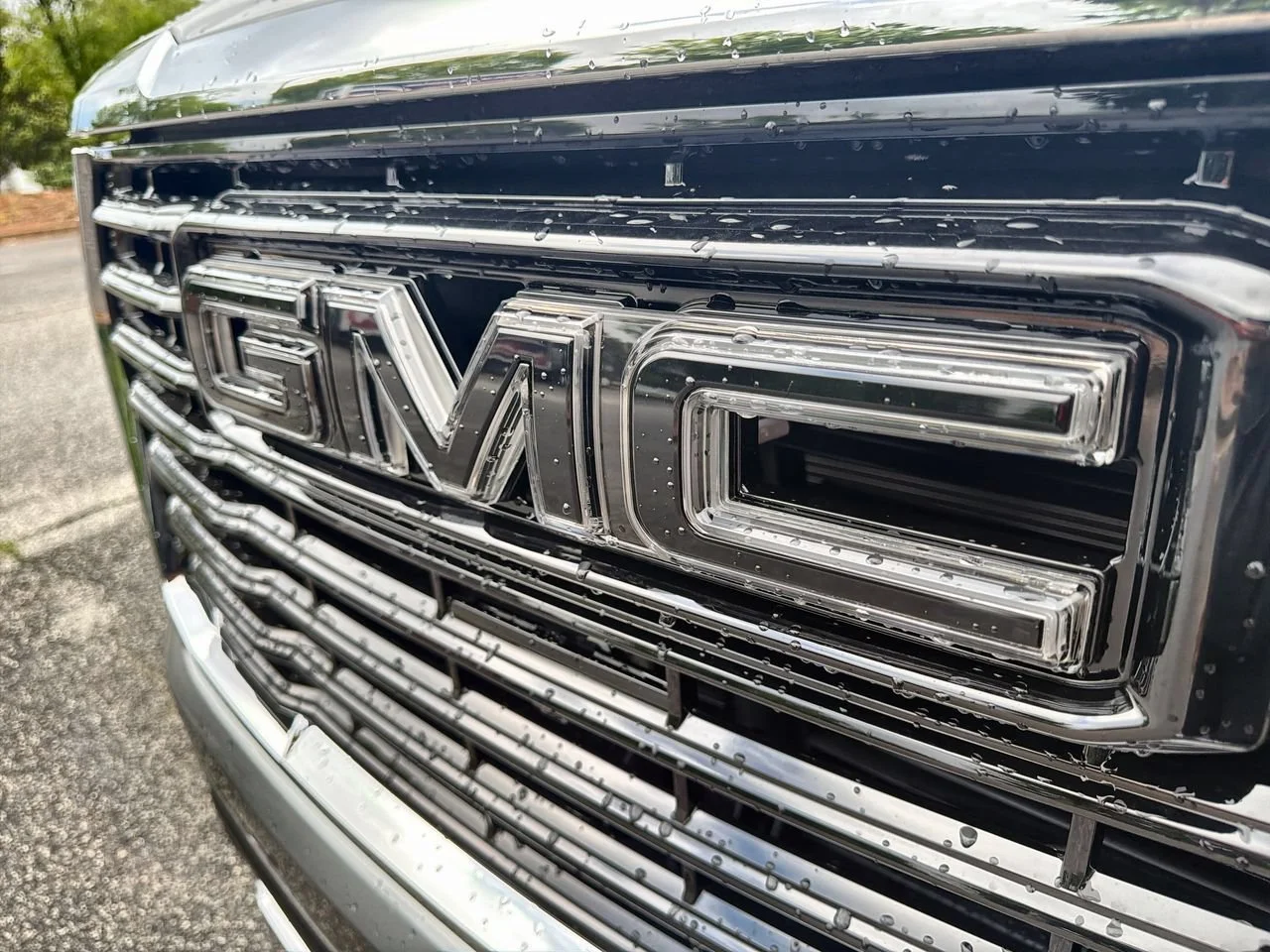 New 2026 Sterling Metallic GMC Elevation image 26