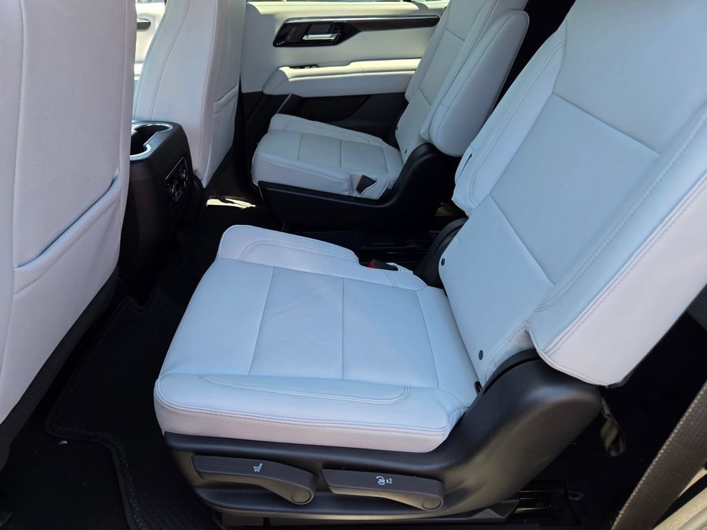 2026 Chevrolet Tahoe Premier - Photo 8