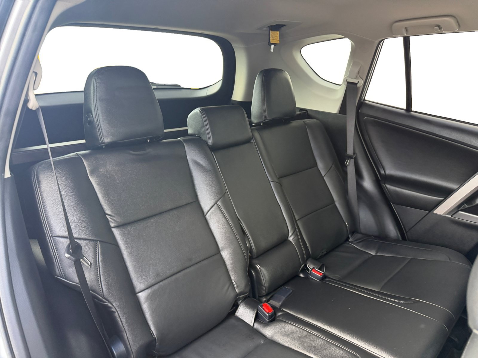 Used 2018 Silver Sky Metallic Toyota LE image 33