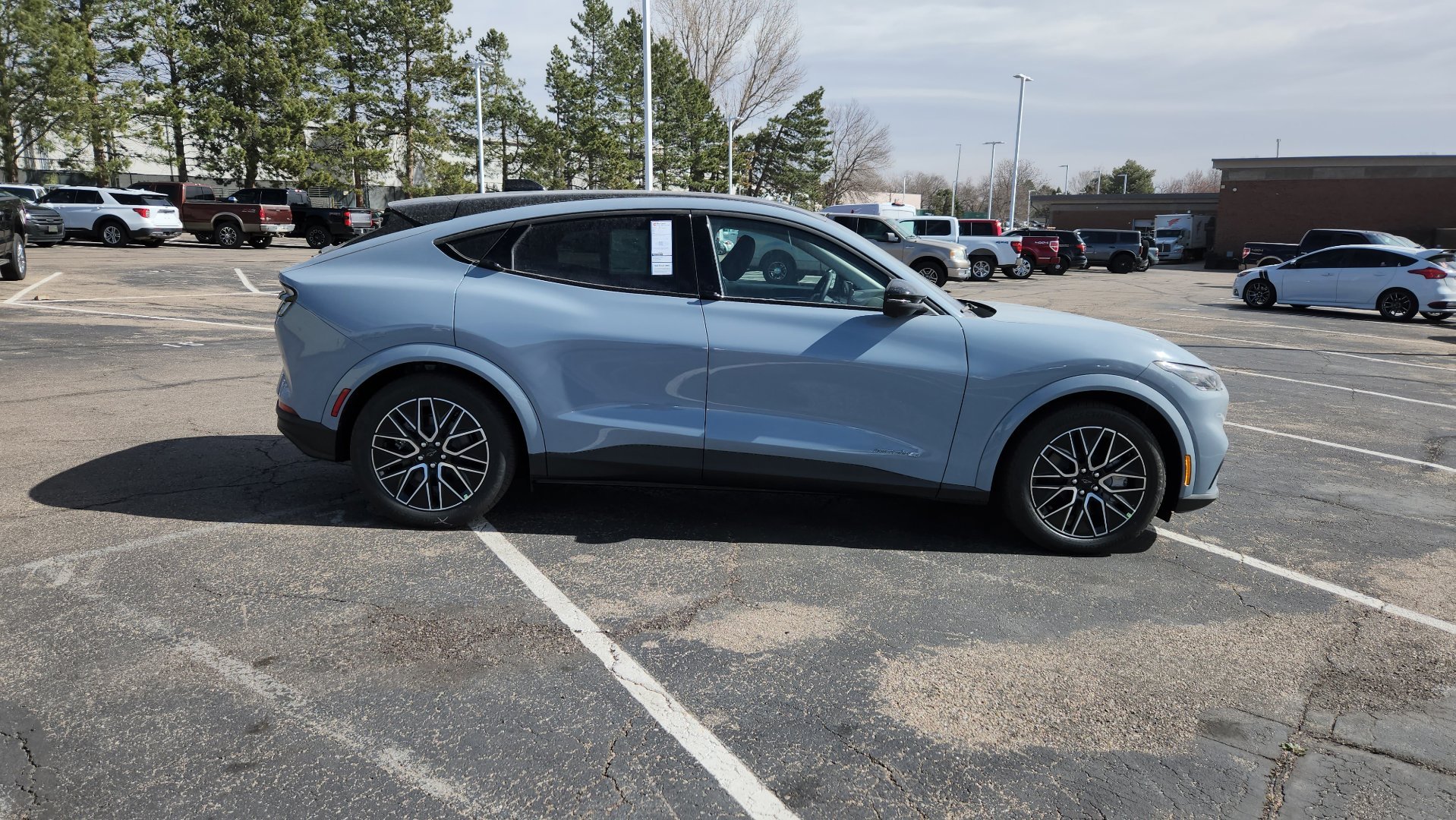 New 2026 Glacier Gray Metallic Tri-coat Ford Premium image 15