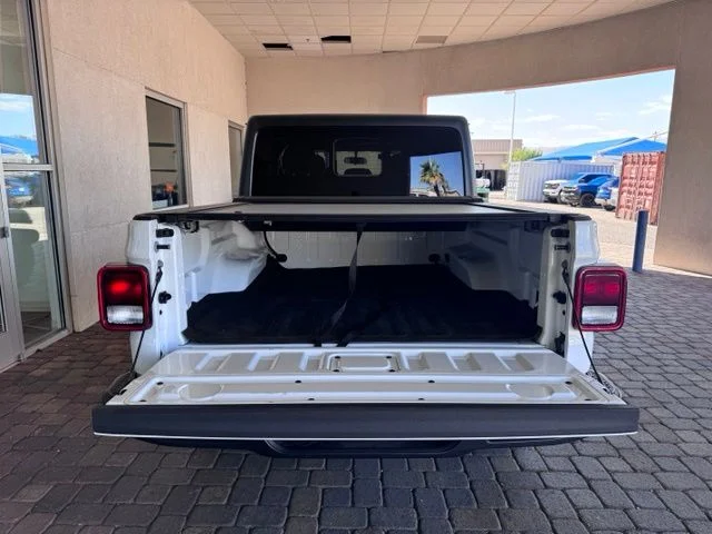 2022 Jeep Gladiator WILLYS - Photo 21