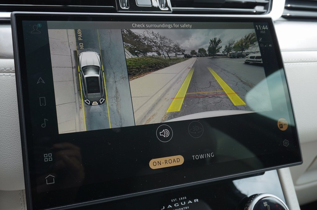 2025 JAGUAR F-PACE - Image 28