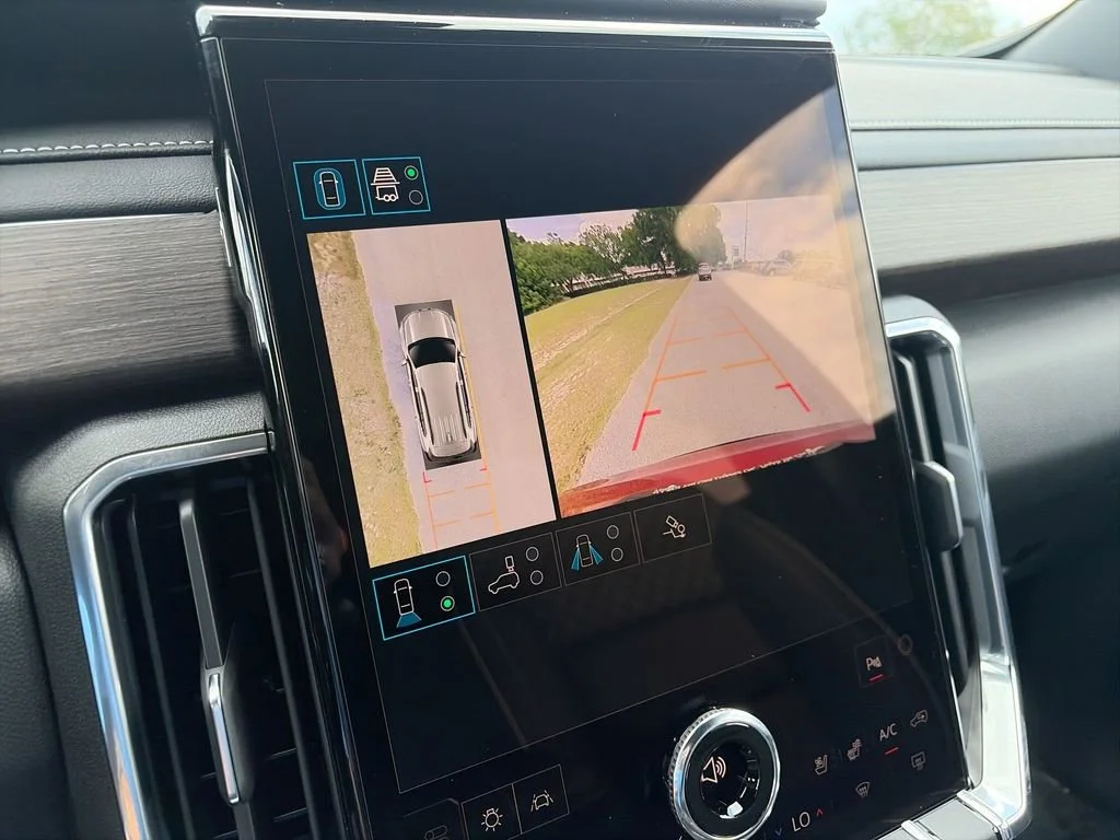 2026 GMC Acadia Denali - Photo 21
