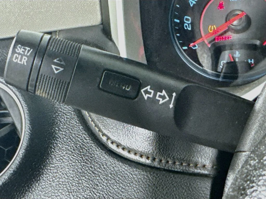 Used 2014 Silver Chevrolet 1LS image 12