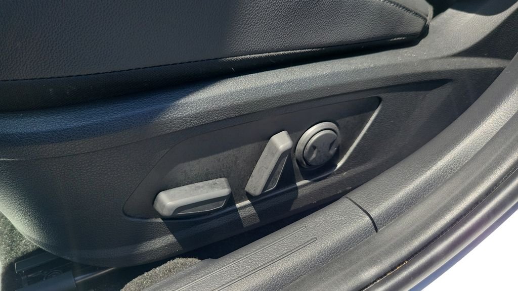 2025 Hyundai Sonata Hybrid Limited - Photo 16