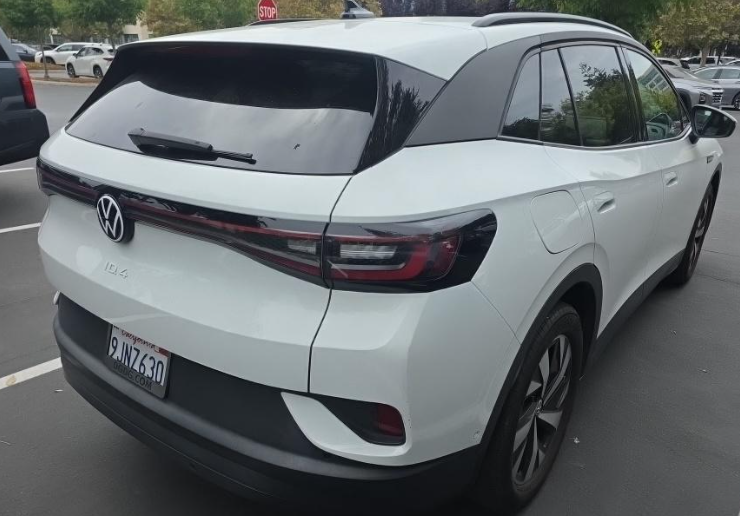 Used 2023 White Volkswagen Pro image 10