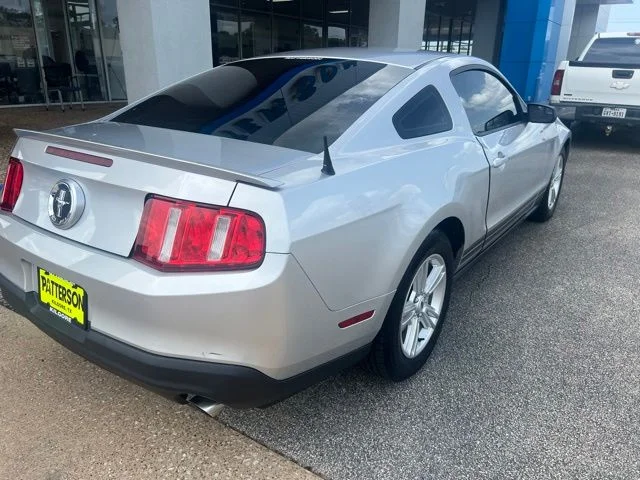 Used 2012 Silver Ford V6 image 9