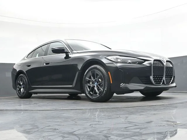 Used 2023 Black BMW eDrive35 image 34