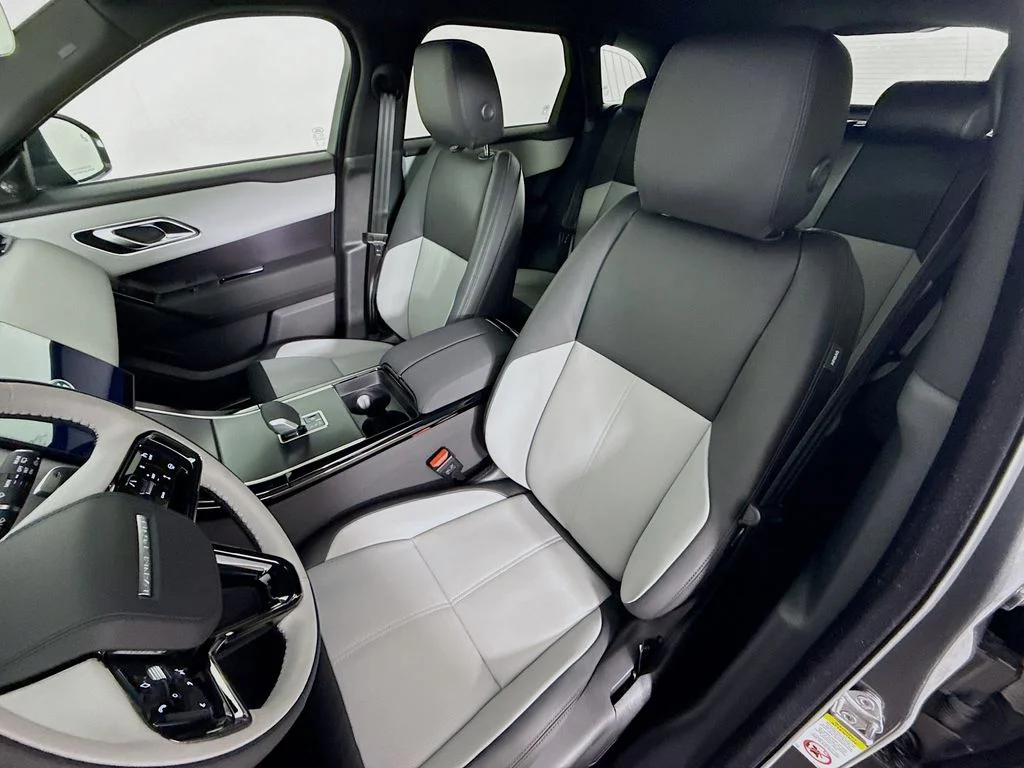 New 2026  Land Rover Dynamic SE image 5